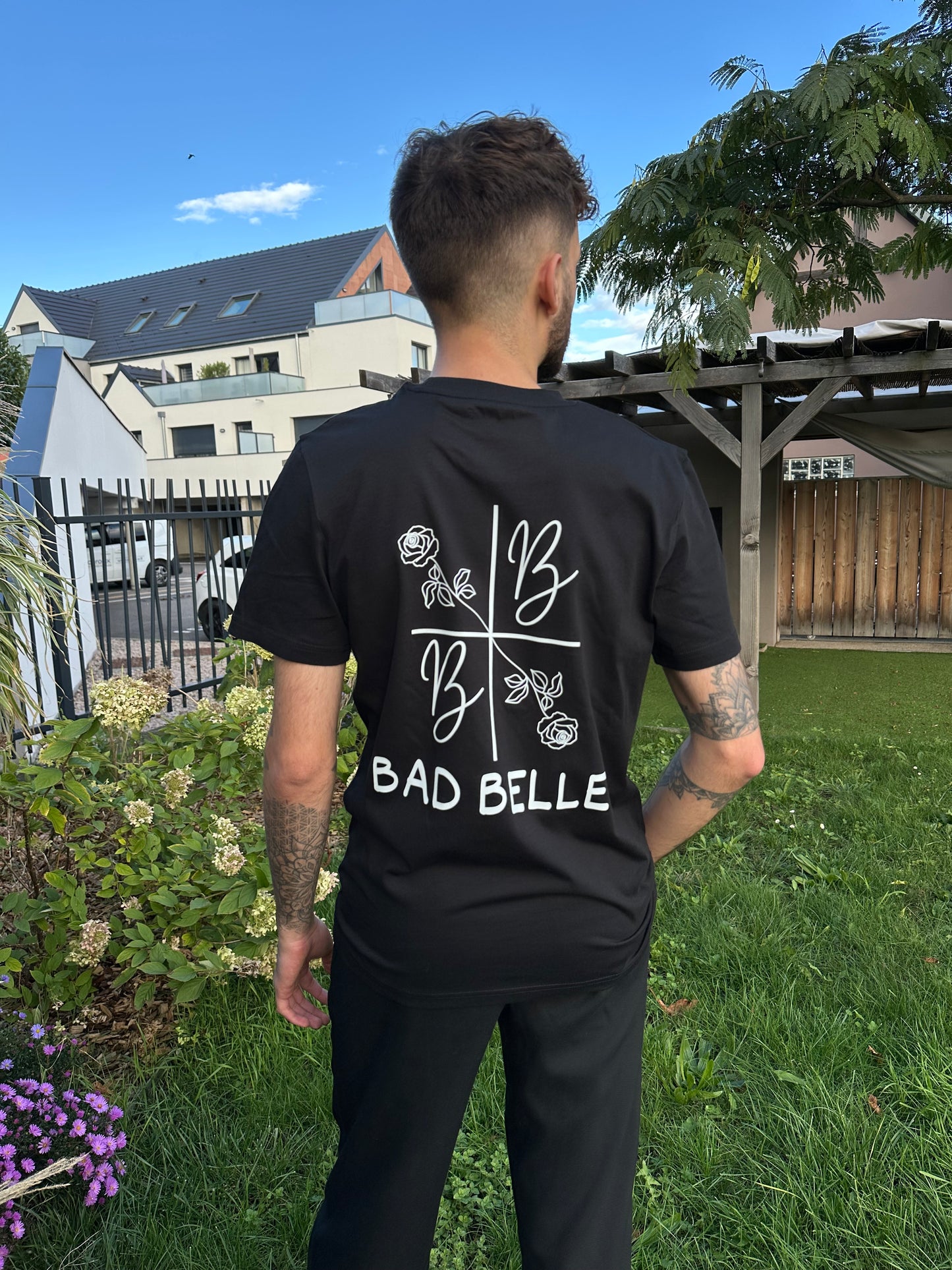 T-shirt « Franchement Iconic » unisexe noir